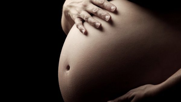 彼女の妊娠がわかった時に、男性がまずすべき７つの行動